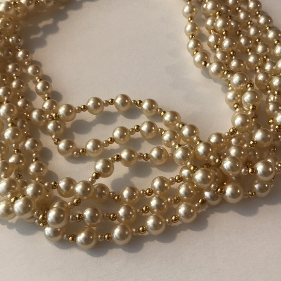 Pearl Necklace 6 strands with small pearl and gold beads faux - Picture 6 of 8